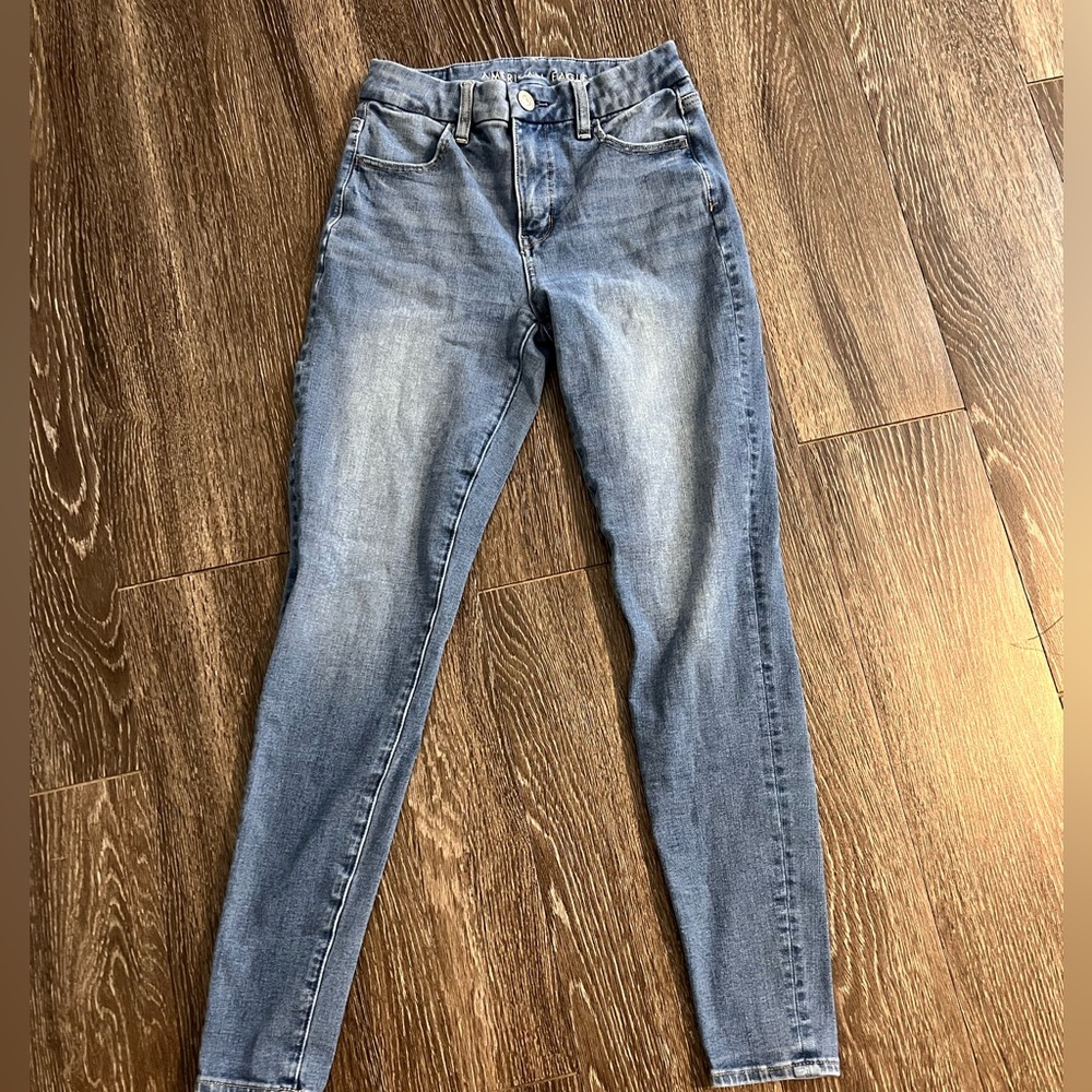 American Eagle Outfitters curvy Jeans